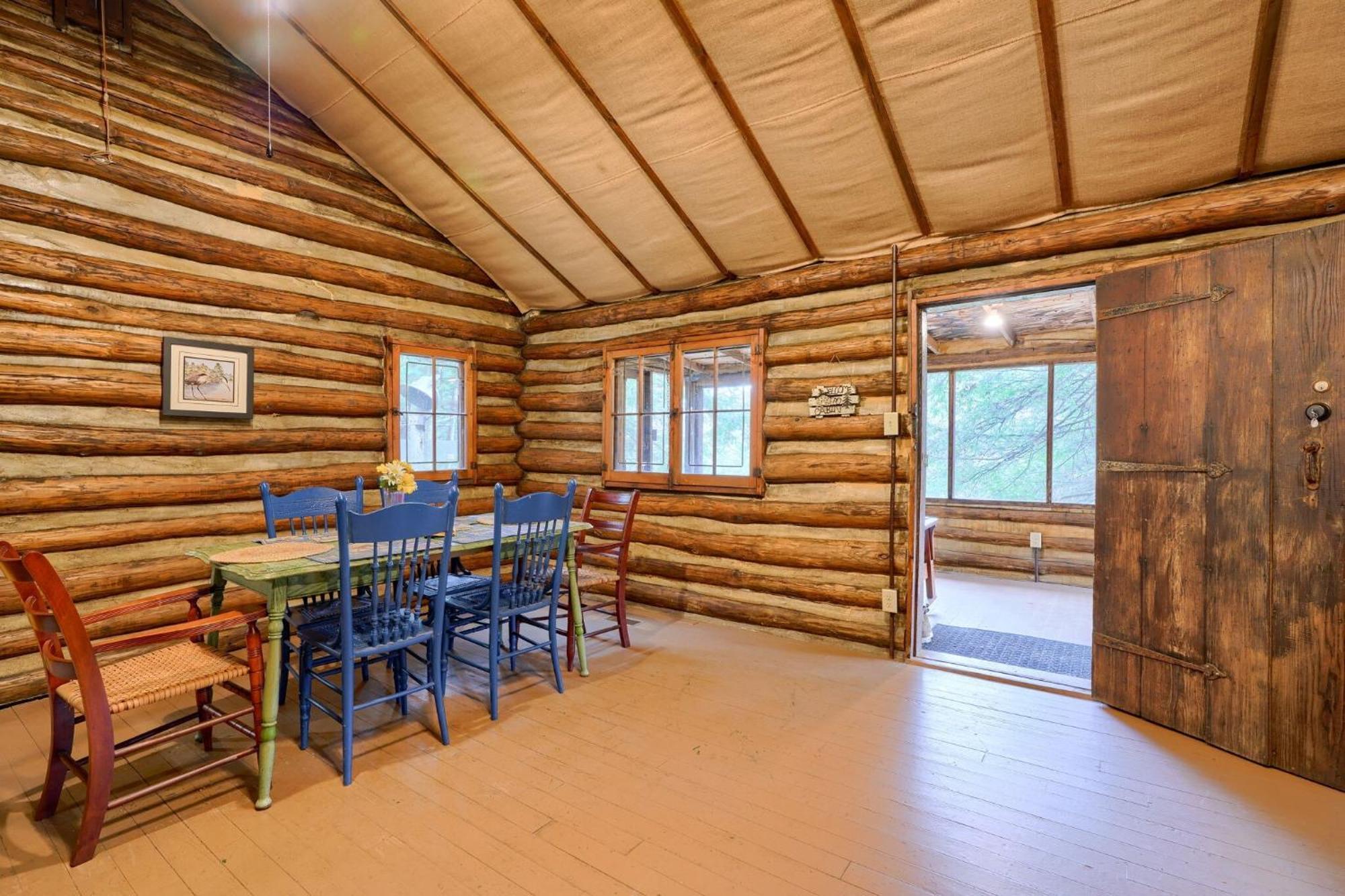 Russell Cabin Logan Luaran gambar