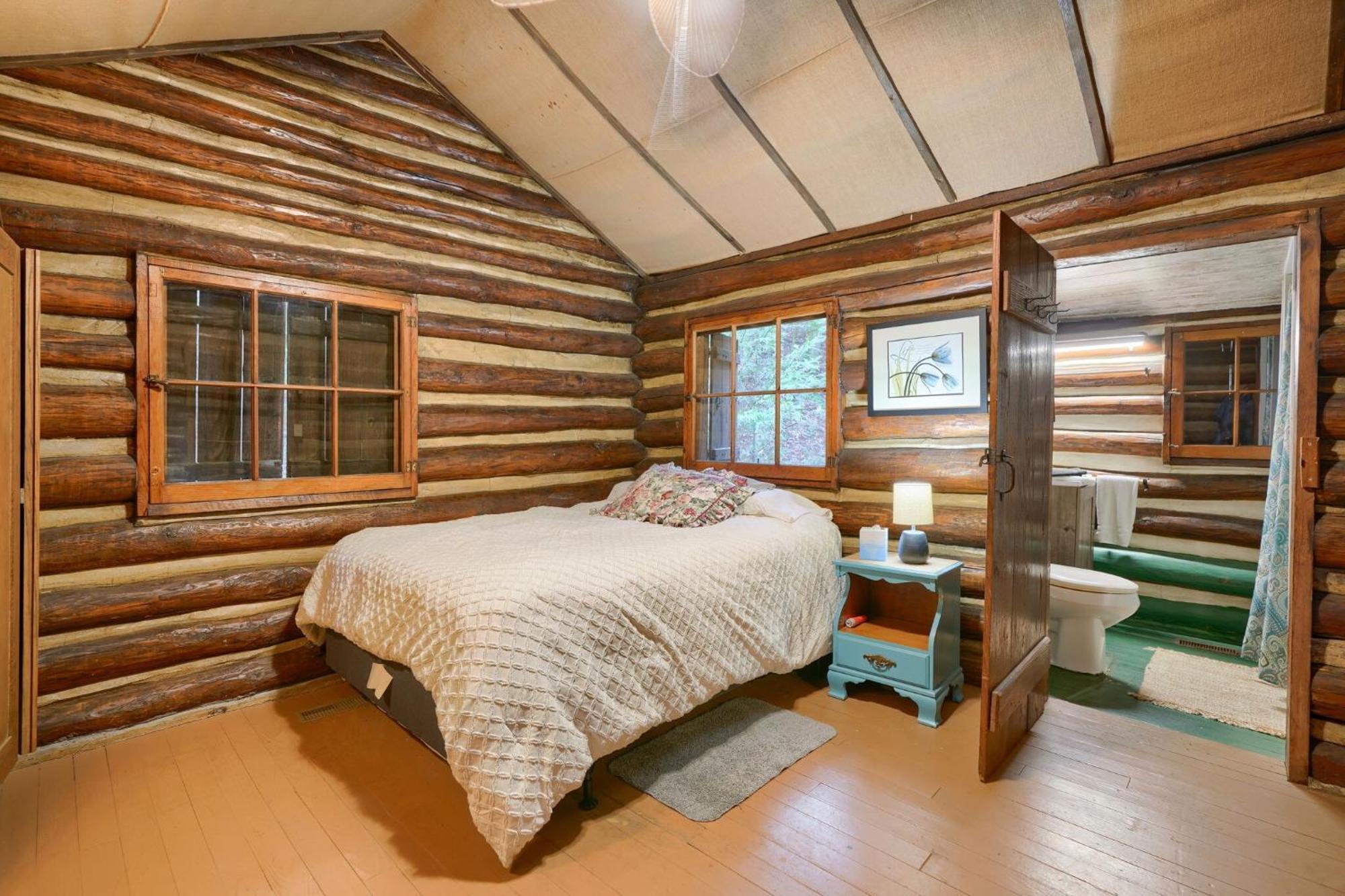 Russell Cabin Logan Luaran gambar