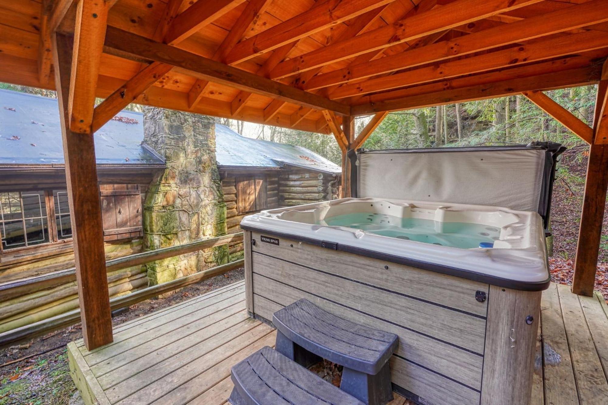 Russell Cabin Logan Luaran gambar